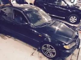 BMW 325 2004